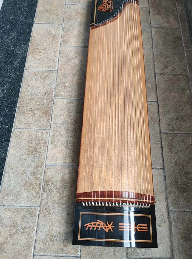 Pre-Owned Zhuque 06 Guzheng Chinese Zither Professional Concert Instrument