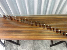 Load image into Gallery viewer, Pre-Owned Dunhuang 6940 Guzheng 21-String Chinese Zither Professional Model