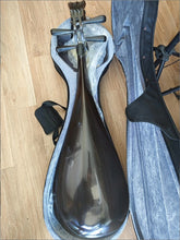 Load image into Gallery viewer, Like New Dunhuang Yunpai 560 Pipa – Black Buffalo Horn Pegs &amp; Traditional Chinese Lute