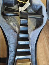Load image into Gallery viewer, Like New Dunhuang Yunpai 560 Pipa – Black Buffalo Horn Pegs &amp; Traditional Chinese Lute